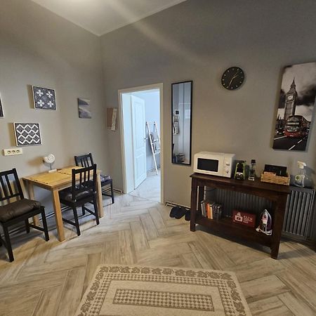 Zig Zag Apartment 4- Old Town Констанца Екстер'єр фото